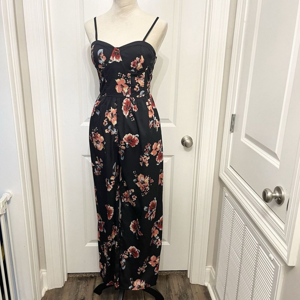 NWT Band Of‎ Gypsies Navy Jumpsuit Pink Floral- Womens Medium - Picture 2 of 16